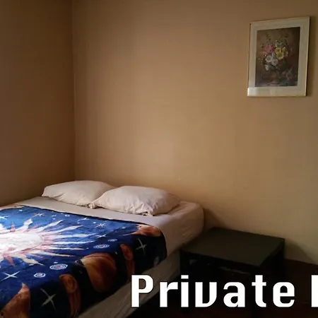 Main St Hostel-2